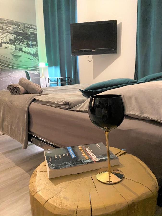 Apartament Czarne Zloto Katowice Esterno foto