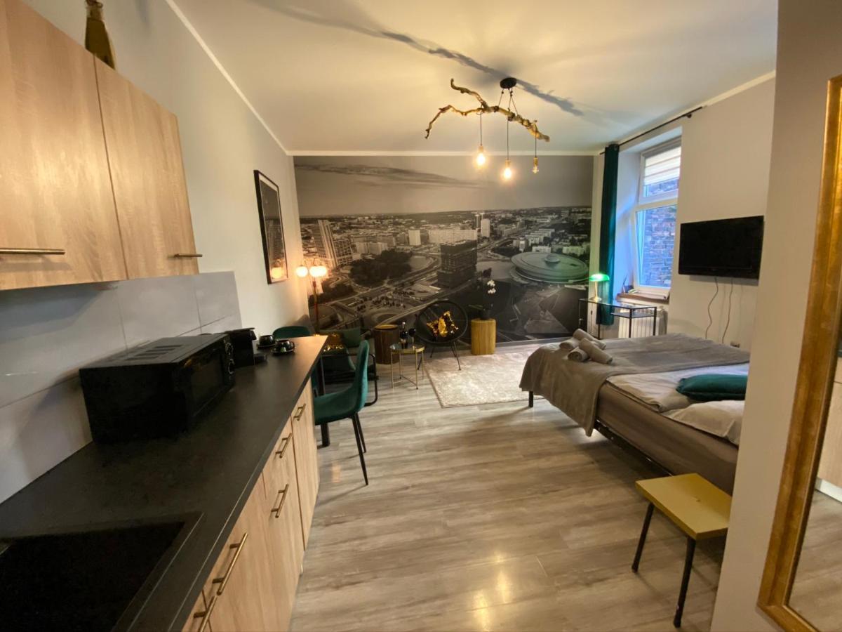 Apartament Czarne Zloto Katowice Esterno foto