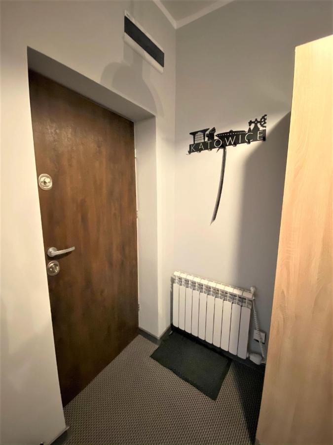 Apartament Czarne Zloto Katowice Esterno foto