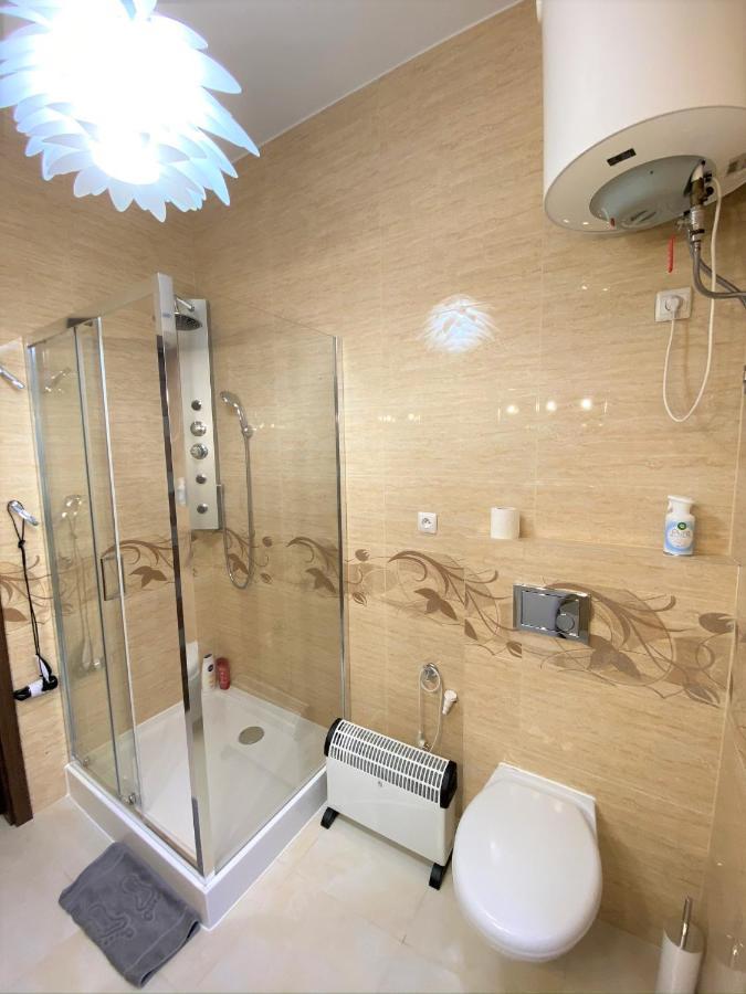 Apartament Czarne Zloto Katowice Esterno foto